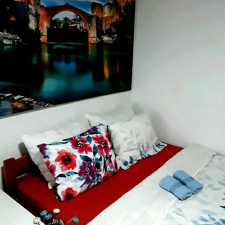 Zig-Lana Apartments Near Old Brige Apartment *